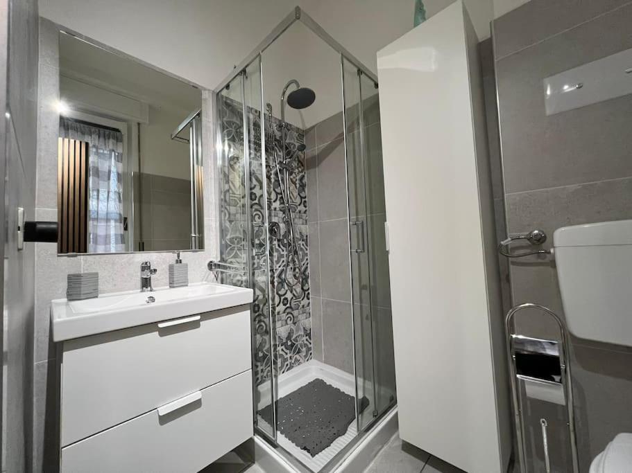 Tiny & Cosy Studio Flat In Como Buitenkant foto